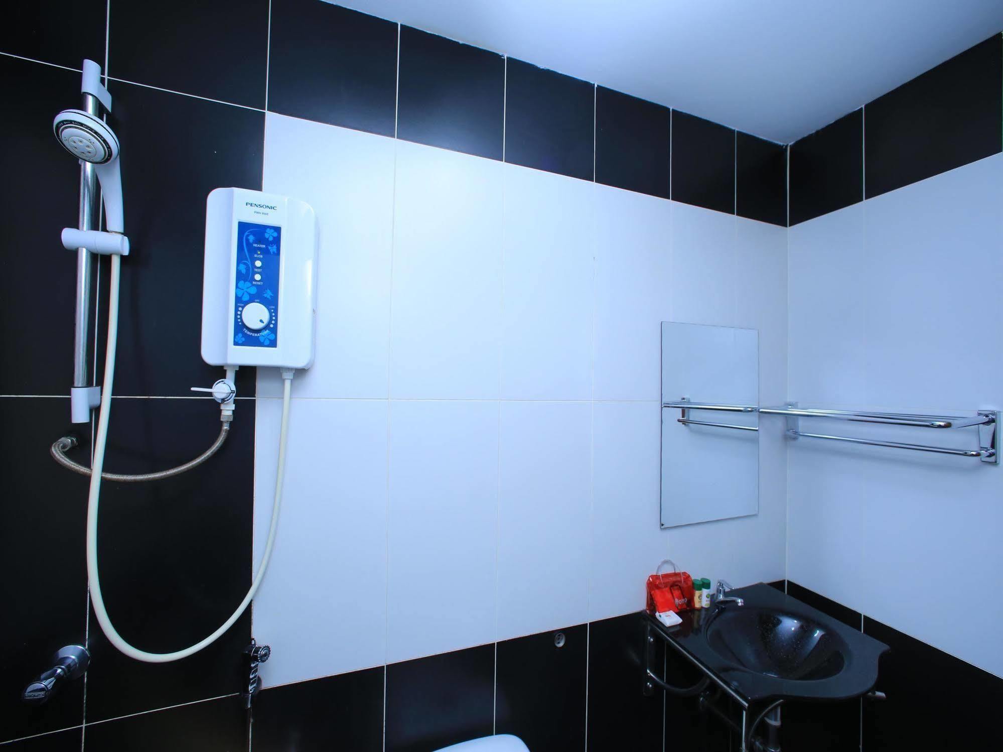 Safari Hotel Ampang  Eksteriør billede